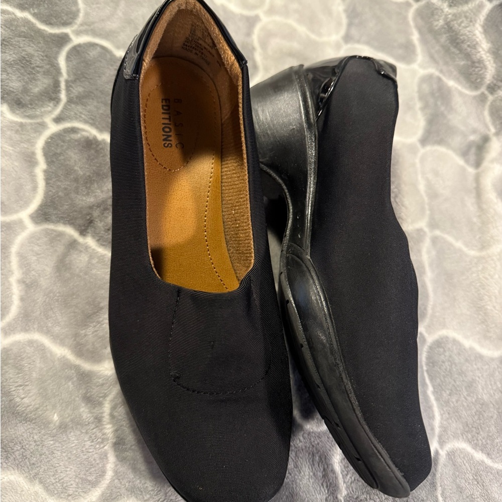 Basic Editions Black Women's Flats